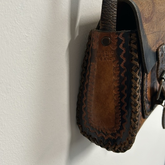 Vintage Artisan Handtooled‎ Leather Purse from Mexico Buckle Close 9” x 8 “ - Picture 10 of 16